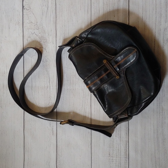 AXCESS FAUX LEATHER CROSS BODY - Picture 1 of 12